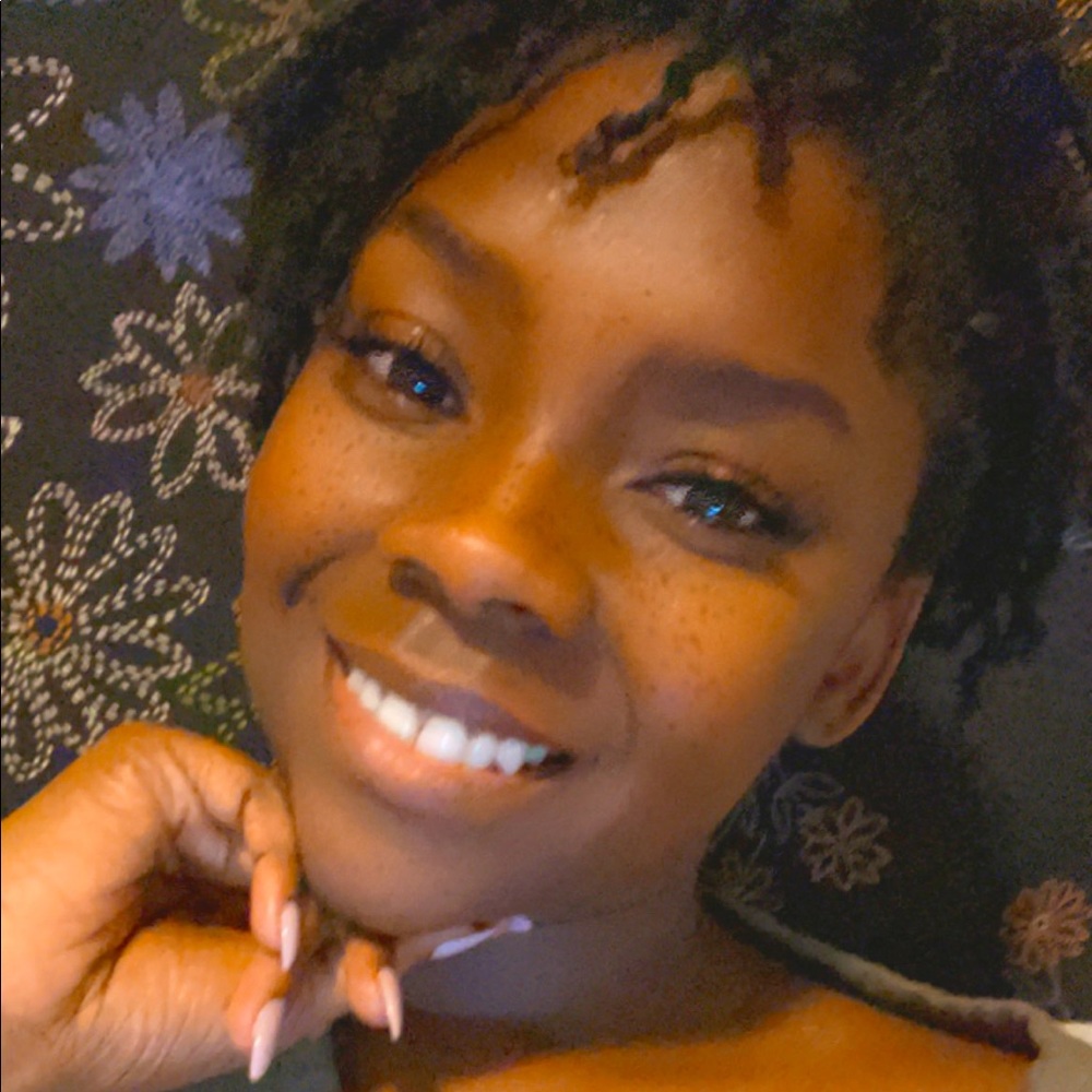Meet your Posher, Brittaney